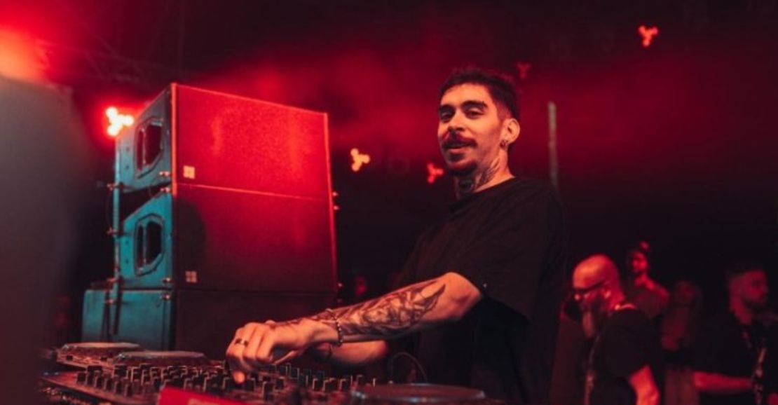 Mochakk Surpreende com Novo Lançamento: "Jealous"