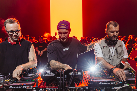 ARTBAT e MORTEN lançam esperada collab "Hollow" pela Insomniac Records